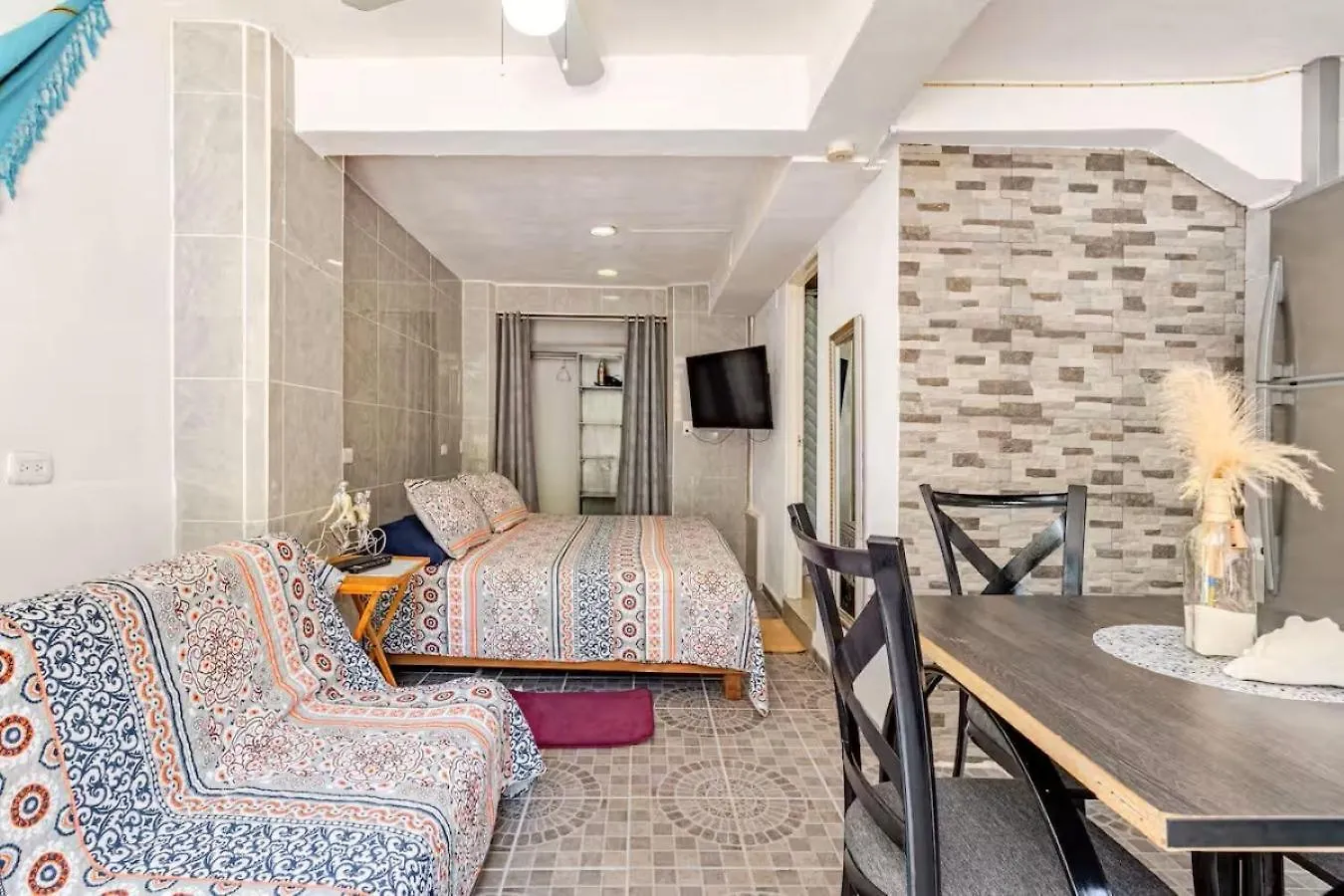 Caribbean Apartment In Private Area Cancún