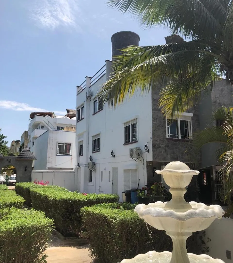 Caribbean Apartment In Private Area Cancun